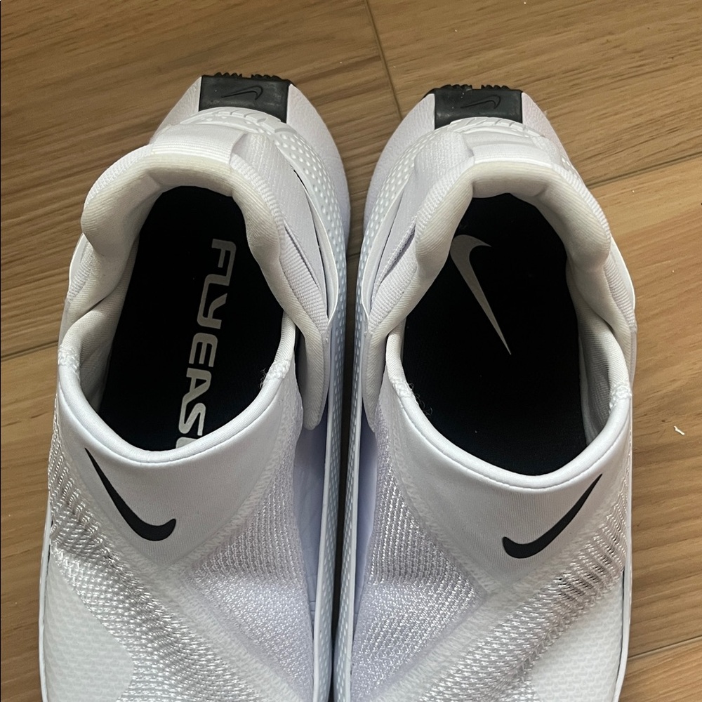 NEW Nike GO FLYEASE White 8.5 - Picture 6 of 9